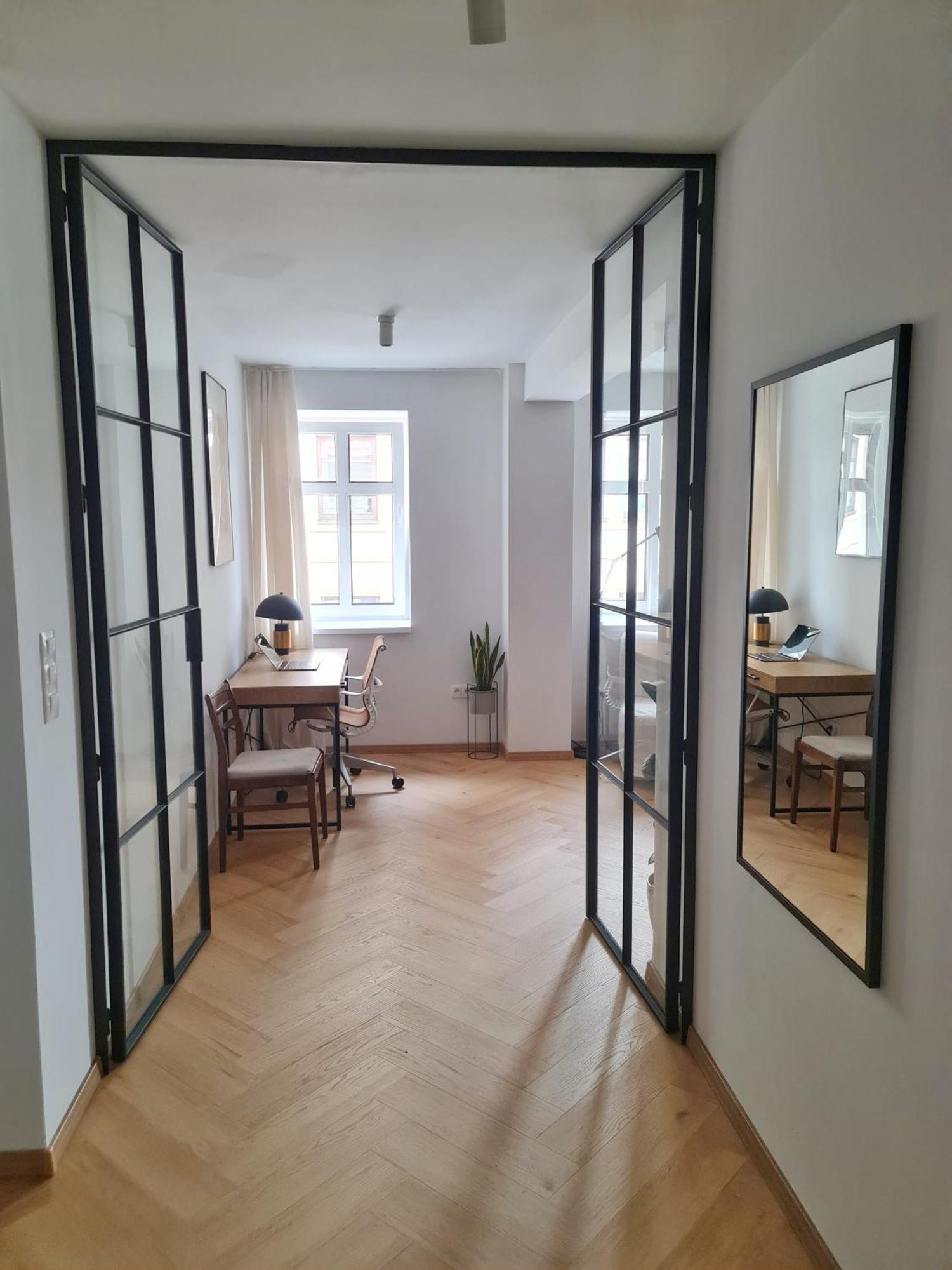 ברטיסלאבה Beautiful New Apt In Old Town Near Train Station - Free Parking מראה חיצוני תמונה